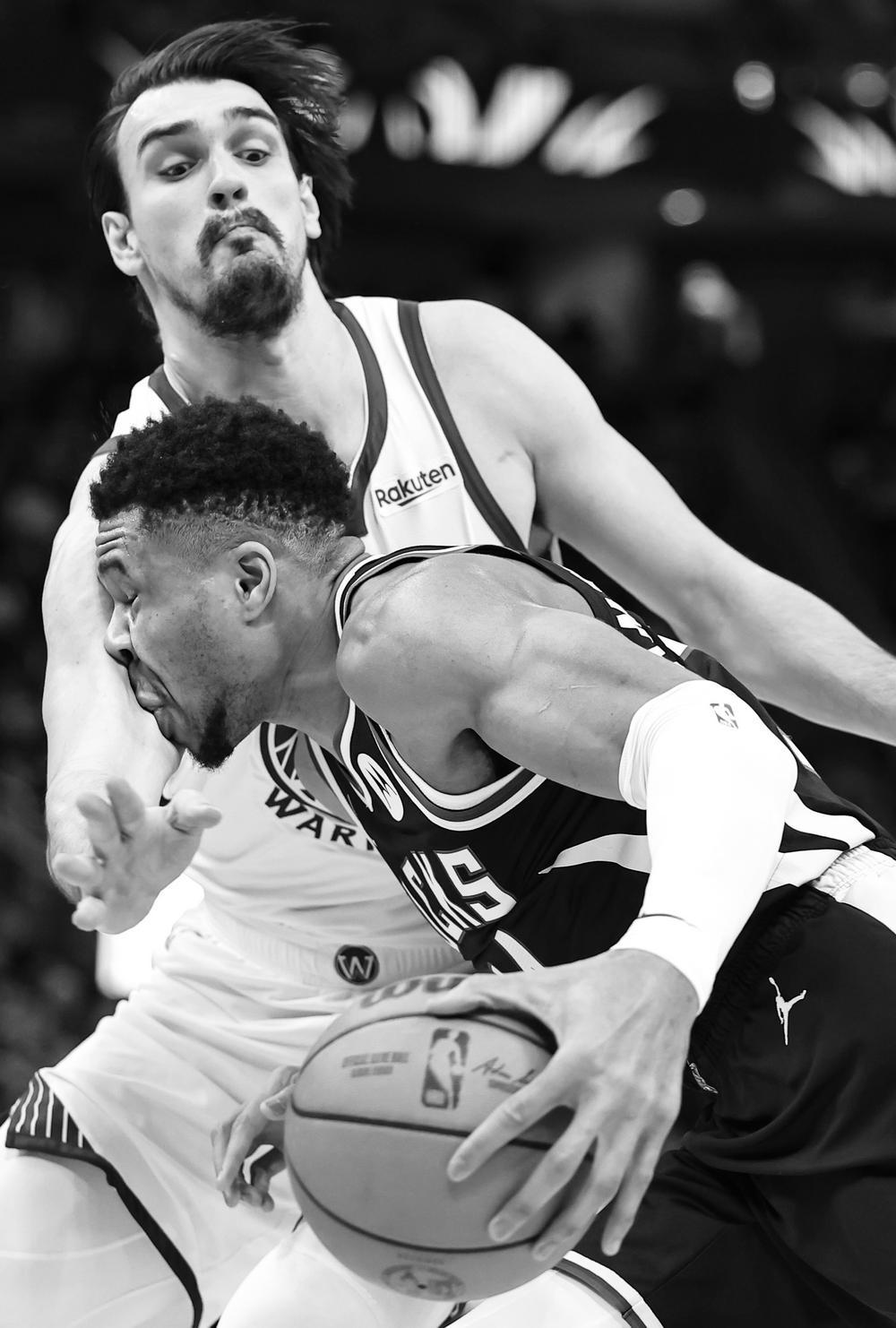 kaiyun-nba密尔沃基雄鹿队