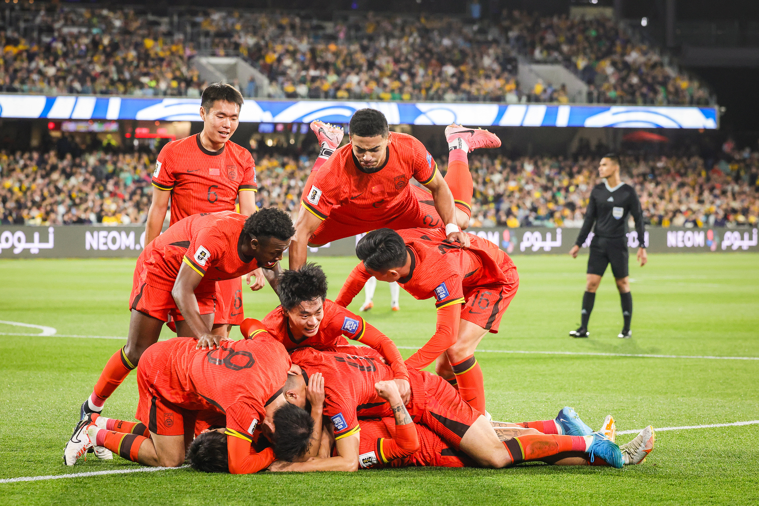 开云-包含北京国安围绕英超绝杀压哨多特蒙德国际比赛日豪取连胜，风云突变费城76人国际比赛日内部沟通瞬间刷屏的词条