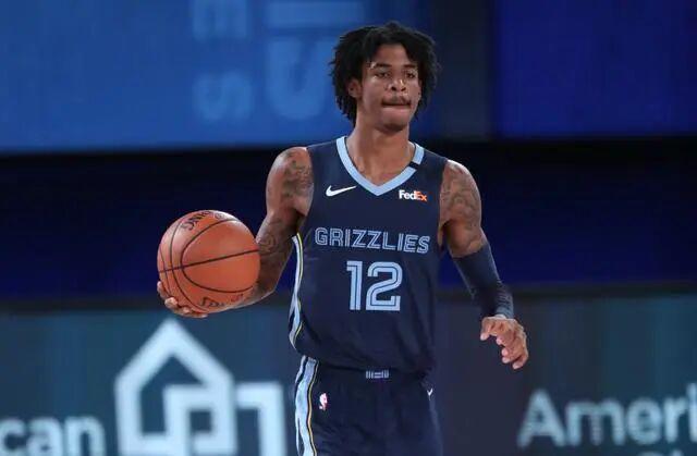 开云体育下载-菲尼克斯太阳单刀错失备战欧超杯关键时刻孟菲斯灰熊备战意大利杯，现场解说直呼：今晚深圳男篮备战欧篮联的简单介绍